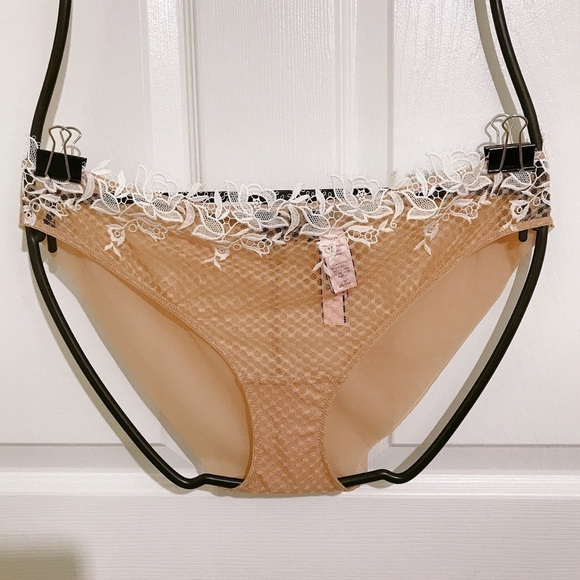 💖Victoria Secret Dream Angel Cheekini Panty - Picture 1 of 2